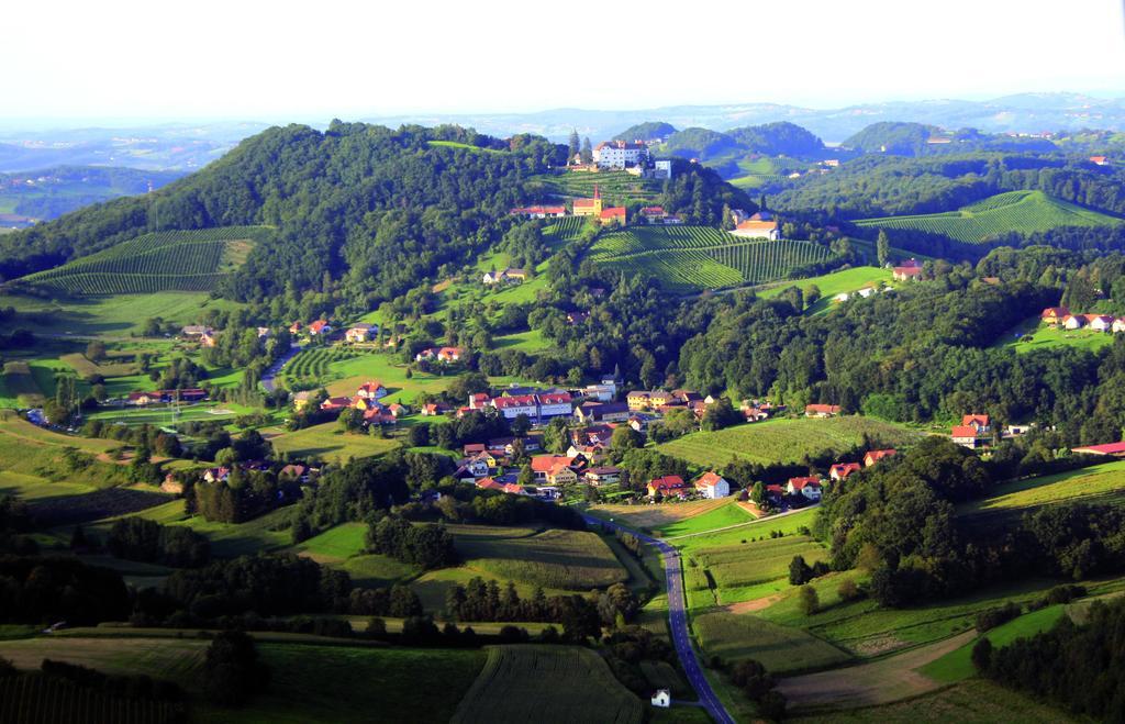Schloss Kapfenstein Eksteriør bilde
